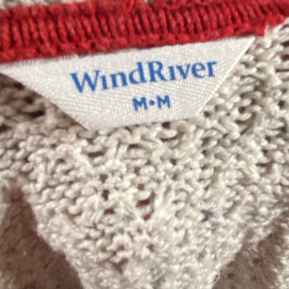 Wind River Women’s Vintage Cream Crew Neck Knit Sweater Size Medium - Picture 5 of 6